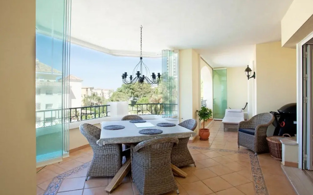 Luxury beach apartment Elviria, Marbella