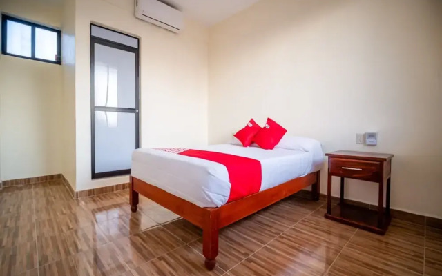Oyo Hotel D Leon