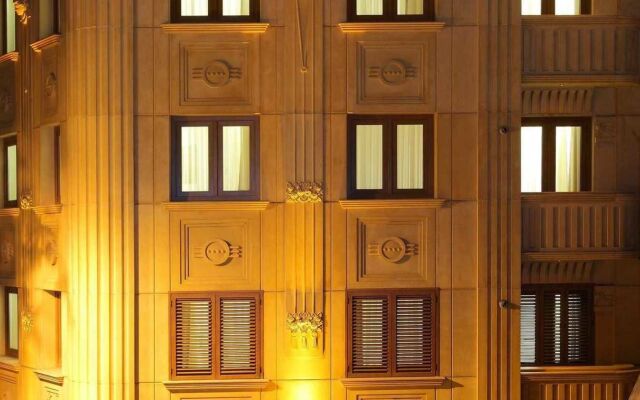 Отель Lir Residence Suites вид на фасад