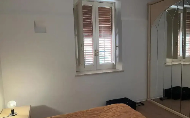 Immaculate 3-bed, Sleeps 6, Parking