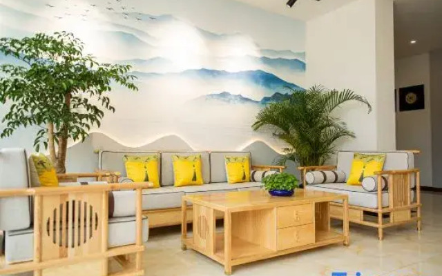 Hong Yaxin Round Inn