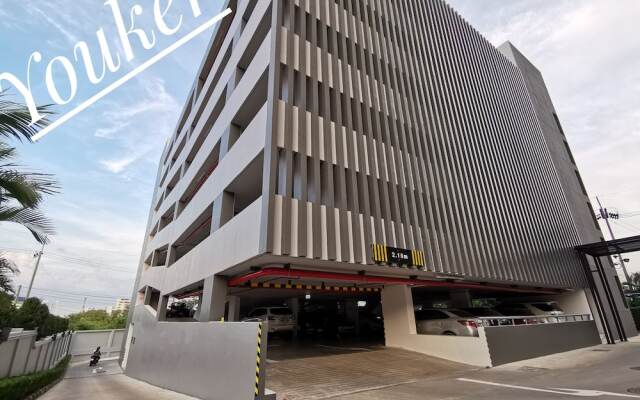 Отель YK Condotel Pattaya Паттайя вид на фасад