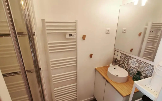 F2 - 30m2 Face a la Mer (Adults Only)