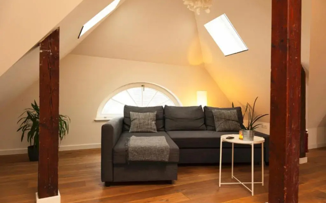 Wölkchen - Wohnung mit Balkon, Holzdielen & TV