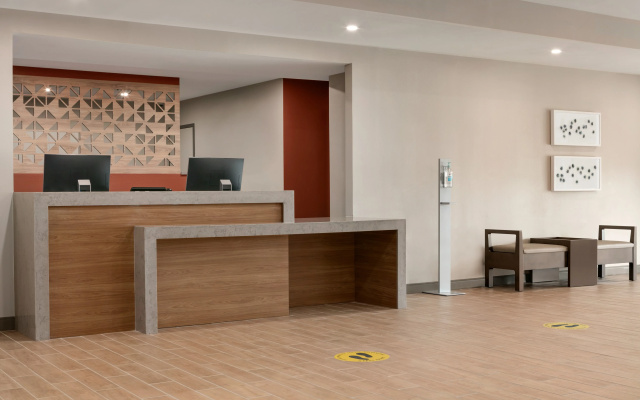Candlewood Suites Fayetteville Fort Bragg by IHG