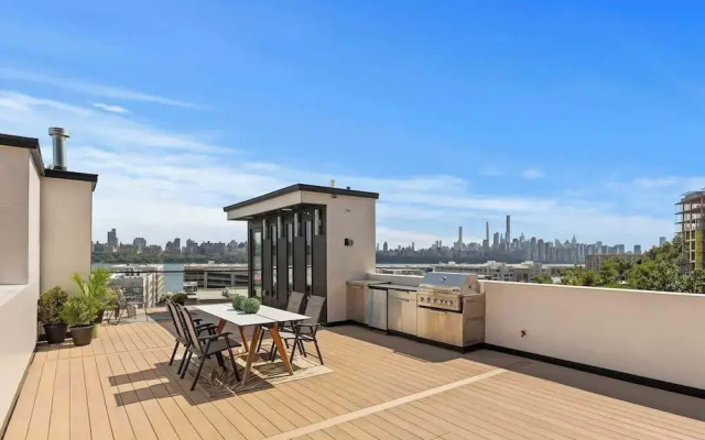 Hudson Views