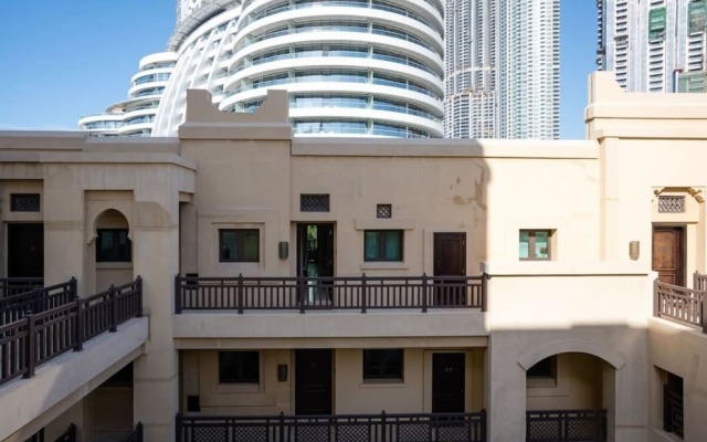 Апартаменты Secluded Apartment in the Heart of Downtown Дубай