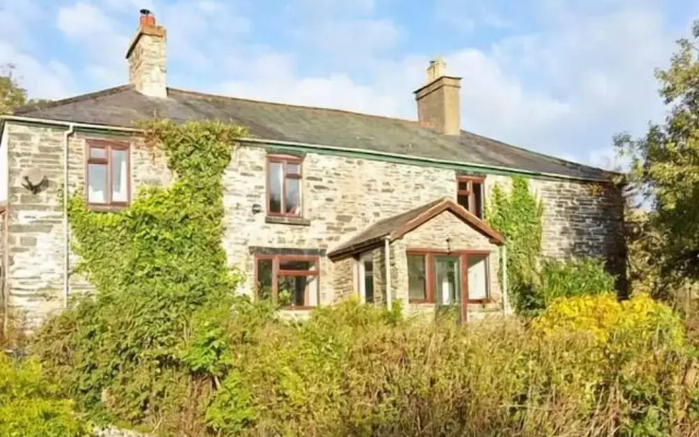 Hendre Aled Farmhouse
