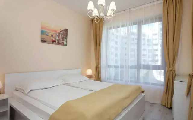 Varna South Bay Apart Complex