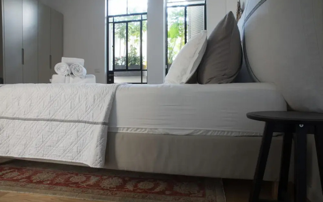 YT35 Luxury Boutique Serviced Suites