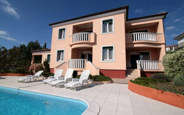 Eddie - great location & comfor - A3(4+1)