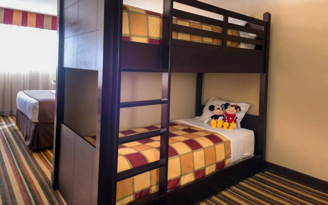 Holiday Inn & Suites Orlando SW - Celebration Area by IHG