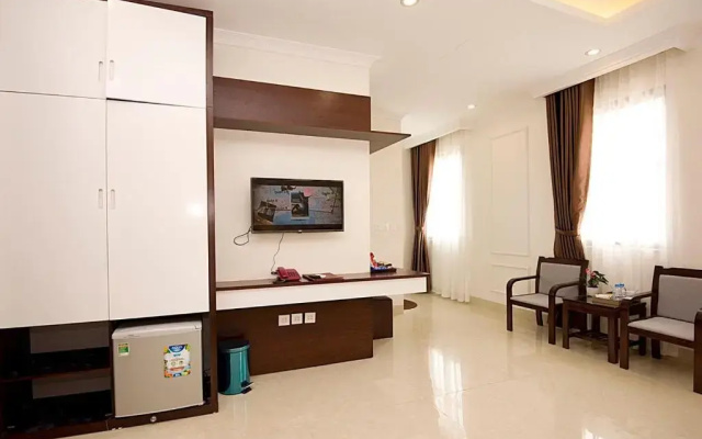Thăng Long Hotel II