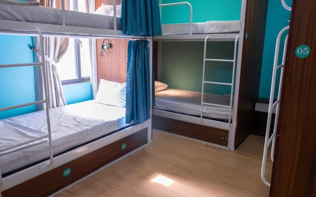 BOO BEACH Hostel, 24-Hour Reception & Free Billiards