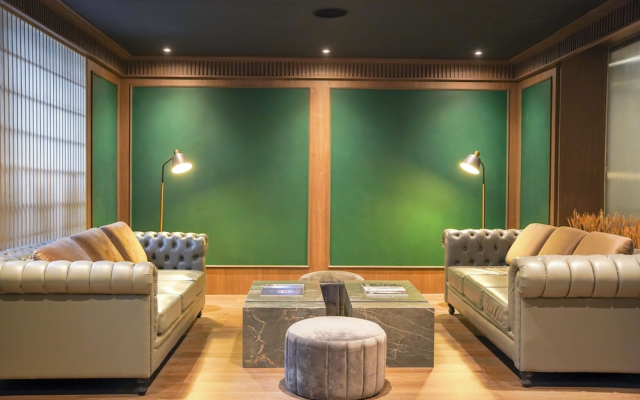 Le Mansion Senopati Hotel