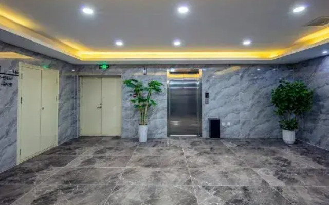 Jindun Hotel (Qi County Urban Leisure Food Street)
