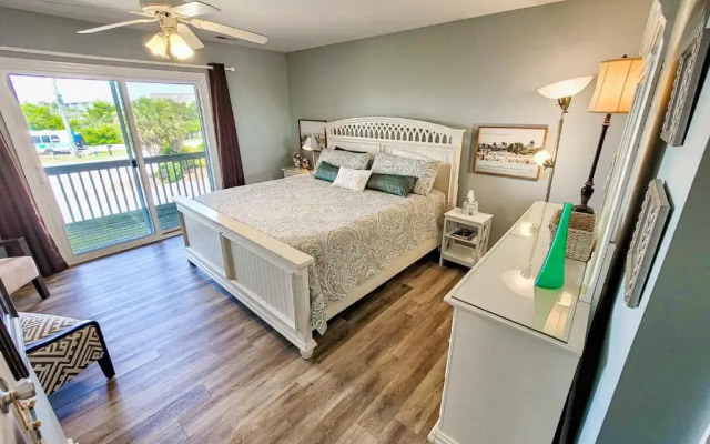Turtle Cove 223 - C-Notes