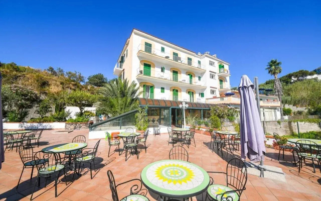 Hotel Maremonti