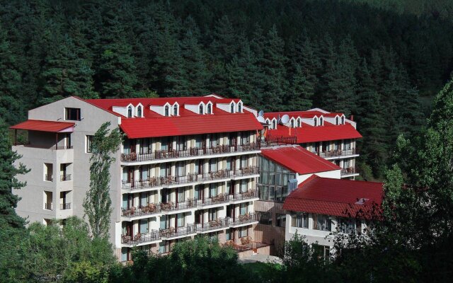 Best Western Plus Paradise Hotel Dilijan in Dilijan, Armenia from 160$, photos, reviews - zenhotels.com hotel front
