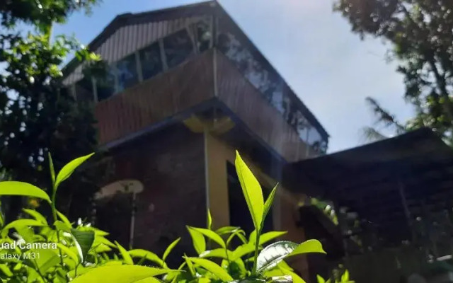 Aelam Home Stay Cabana