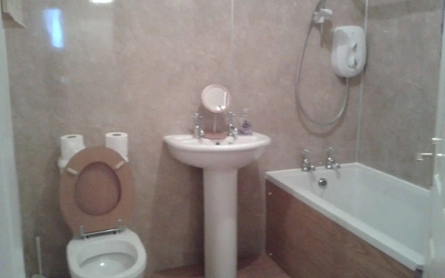 Elgin Apartment