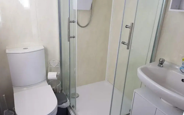 Shore Croft dog Friendly Chalet