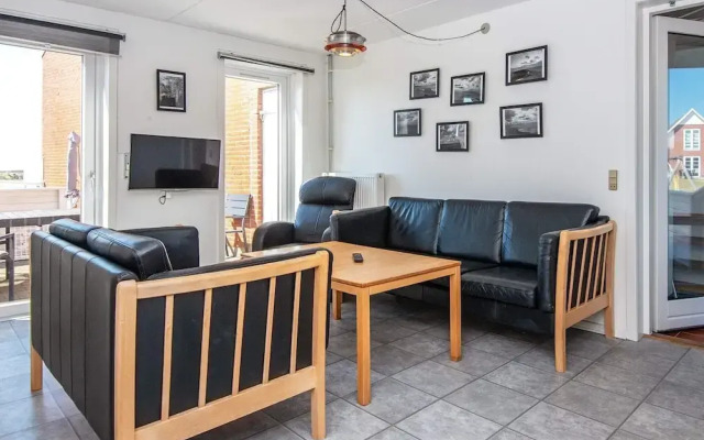 6 Person Holiday Home in Romo