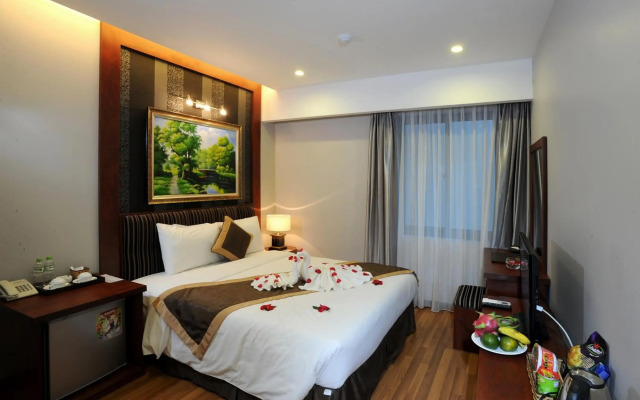 Gallant Hotel