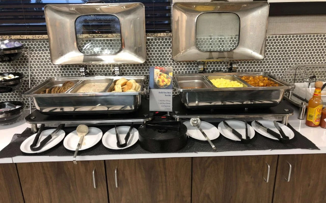 Best Western Plus Gateway Inn & Suites