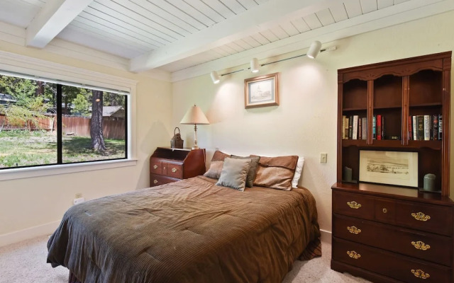 Tahoe Highlands Hideaway