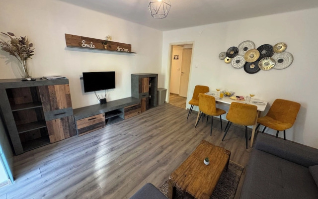 Apartment Ela