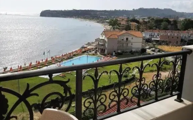 Corali Beach