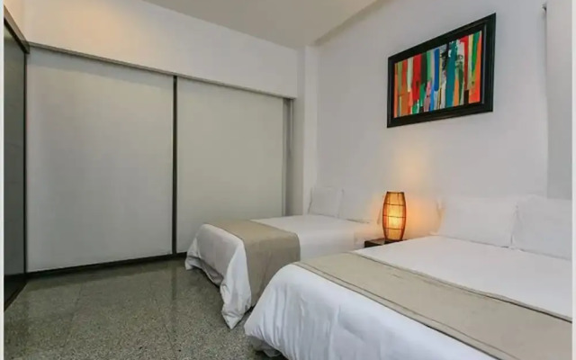 Infinito 21 PH & Jacuzzi by Tripintravel