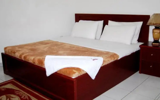 Pan Emirates Hotel