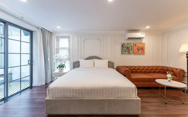 Golden Sun Apartment & Hotel