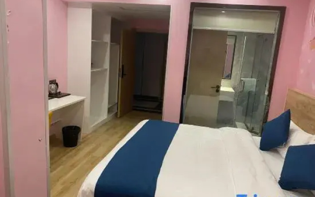 Zizhongchuan East Business Hotel