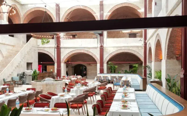 Silk Road Museum Hotel