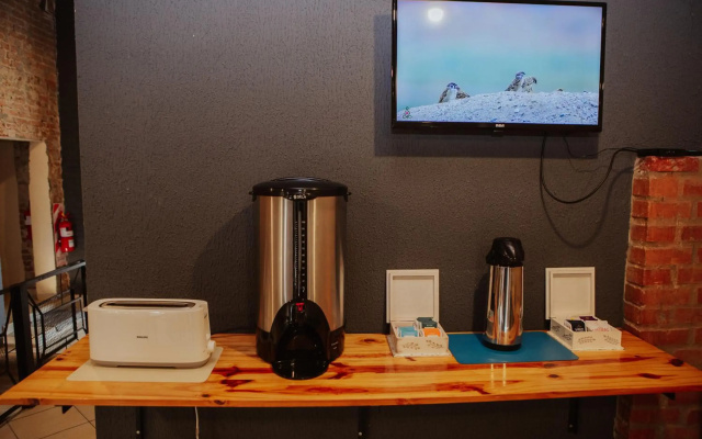 ISONDU Suites & Breakfast