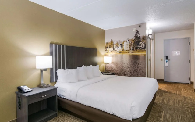 Comfort Inn Jamestown - Falconer
