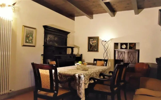 Antico Borgo dell'Anconella - grande appartamento rustico