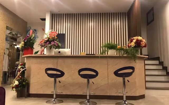 Starway Hotel