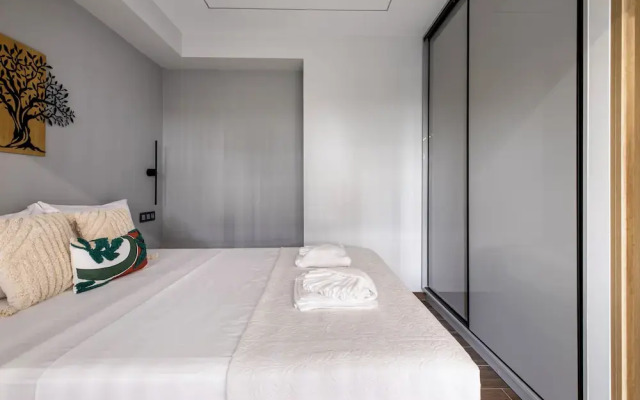 Clavé - Deluxe Studio in Athens