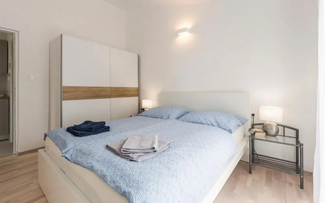 Awesome Apartment in Porec With 1 Bedrooms