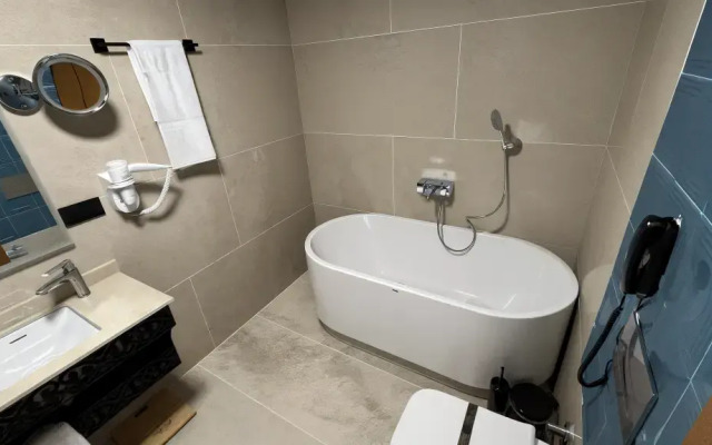 Turi̇sti̇k Palas Otel