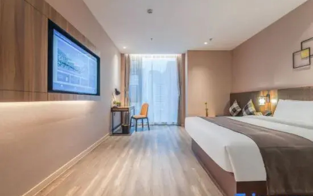 Homeinn Plus Hotel (Ningbo Fenghua Xikou Tengtou Ecological Park)