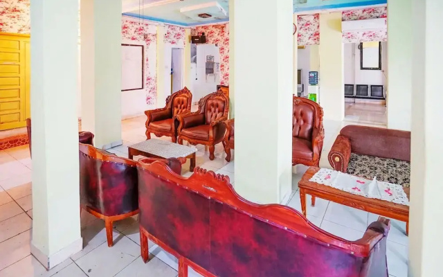 Hotel Perdana Syariah by OYO Rooms