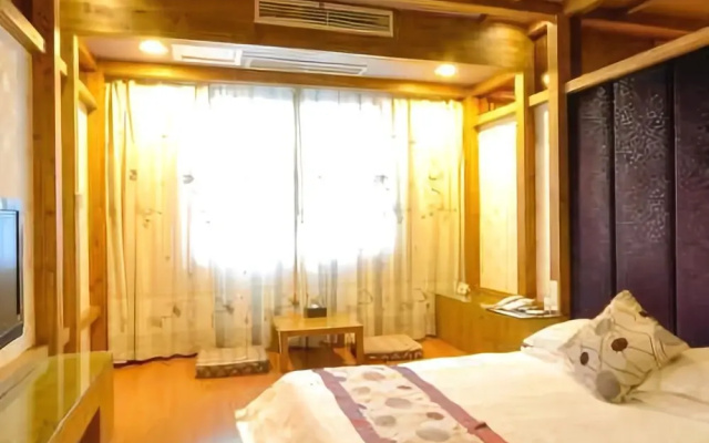 Fucheng Business Hotel