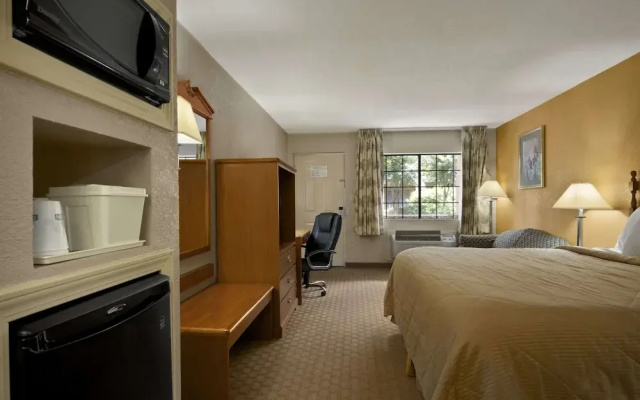 Days Inn Southaven, MS