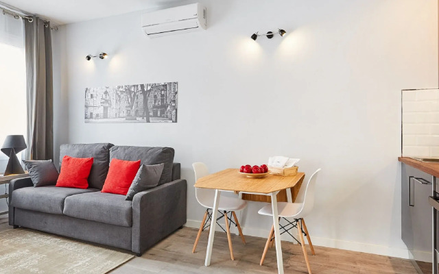 UD - MA31 Suite with terrace (1BR) 3A - MID TERMS RENTALS