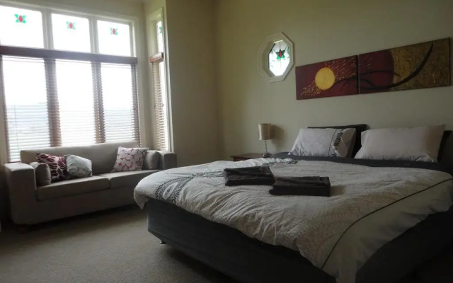 Rosedale House